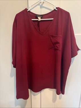 Women's V-Neck Pocket Top — Wine Red